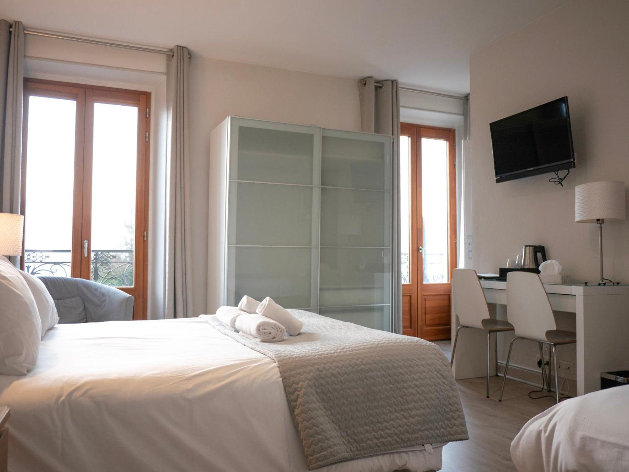 Hotel Gallia อิกซ์เลส์แบ็งส์ ภายนอก รูปภาพ